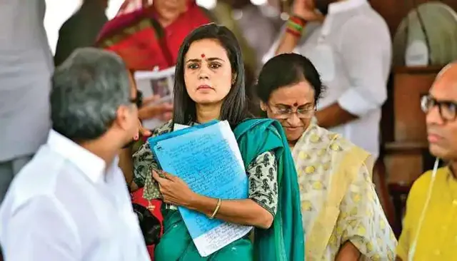 ‘ତୃଣମୂଳ କଂଗ୍ରେସ’ ନେତ୍ରୀ ମହୁଆ ମୈତ୍ରଙ୍କ ନାଁରେ ଆଗତ ୪ଟି ପୁଲିସ ଅଭିଯୋଗକୁ ଏକତ୍ର କରି ରୁଜୁ ହେଲା ଗୋଟିଏ ମାମଲା