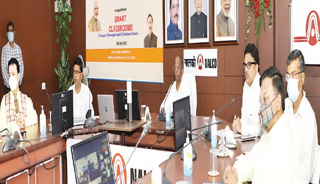 ନାଲ୍‌କୋ ପକ୍ଷରୁ ୩୦୦ ସ୍ମାର୍ଟ କ୍ଲାସ୍‌ରୁମ୍ ଉଦ୍‌ଘାଟିତ