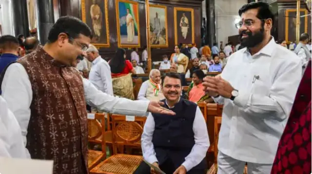 ମହାରାଷ୍ଟ୍ର ମନ୍ତ୍ରିମଣ୍ଡଳରେ ଲାଗୁ ହେବ କି ଗୁଜୁରାଟ ଫର୍ମୁଲା?