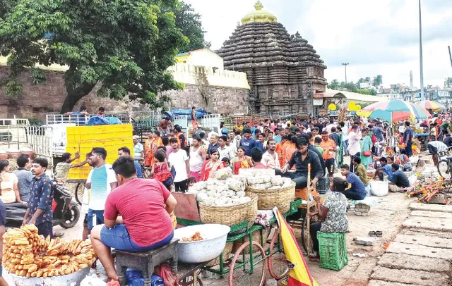 ନୋ ଭେଣ୍ଡିଂ ଜୋନ୍‌ ଘୋ‌ଷଣା ଧୂଆଁବାଣ: ଉଠା ଦୋକାନୀଙ୍କ କବ୍‌ଜାରେ ଶ୍ରୀମନ୍ଦିର ଚତୁଃପାର୍ଶ୍ବ