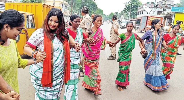 ରାଷ୍ଟ୍ରପତିଙ୍କ ପାଇଁ ରାଇରଙ୍ଗପୁର ଉତ୍ସବମୁଖର