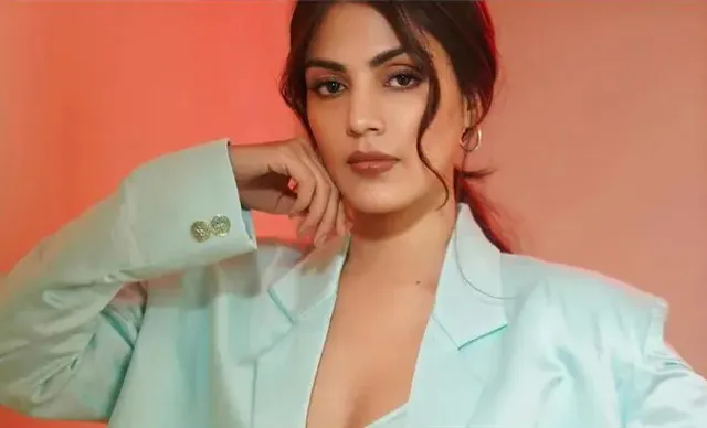 ରିୟା ଚକ୍ରବର୍ତ୍ତୀଙ୍କ ନାଁ ଗଞ୍ଜେଇ କାରବାର ଅଭିଯୋଗ ଦାଏର କଲା ‘ଏନ୍‌ସିବି’