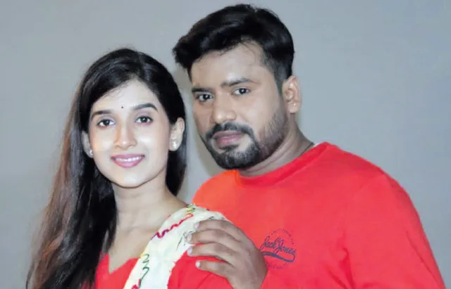 ବର୍ଷା ସାଜିଲା ବାଧକ : ସରିଲା ନାହିଁ ସୁଟିଂ, ଦଶହରା ବଜାରକୁ ଆସିପାରିଲାନି ‘ଶଙ୍କର’