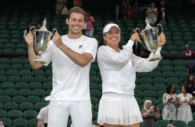 ମିଶ୍ରିତ ଯୁଗଳ ଟ୍ରଫି ବଜାୟ ରଖିଲେ କ୍ରଜିକ୍‌-ସ୍କୁପ୍‌ସ୍କି