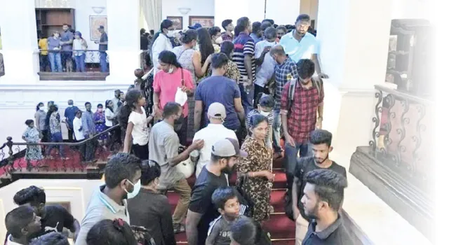 ଶ୍ରୀଲଙ୍କା ସଂଙ୍କଟ: ‘ସେମାନେ ‌ଉପଭୋଗ କଲେ, ଆମେ ଭୋଗିଲୁ’