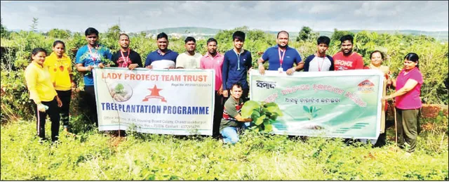 ‘ସମ୍ବାଦ ସାହିତ୍ୟଘର’ ପକ୍ଷରୁ ବୃକ୍ଷରୋପଣ: ସବୁଜିମା ସହର ପାଇଁ ସଭିଁଙ୍କ ଉଦ୍ୟମ ଲୋଡ଼ା