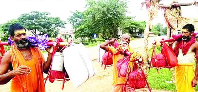 ମହାଦେବଙ୍କୁ ଜଳଲାଗି ପାଇଁ ପାଦରେ ୫୦୦୦ କିଲୋମିଟର ଯାତ୍ରା