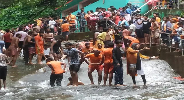 ଶ୍ରାବଣ ଶେଷ ସୋମବାର ହରିଶଙ୍କର ପୀଠରେ ଭିଡ଼