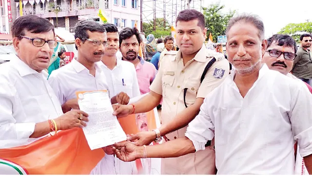 ପାଣ୍ଡରା ଛକରେ ଜିଲ୍ଲା କଂଗ୍ରେସର ରାସ୍ତାରୋକ