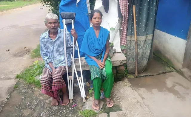 ପର କରିଦେଲେ ଦୁଇ ପୁଅ, ବୁଢ଼ା ବାପାର ସାହାରା ଦୃଷ୍ଟିହୀନ ଝିଅ