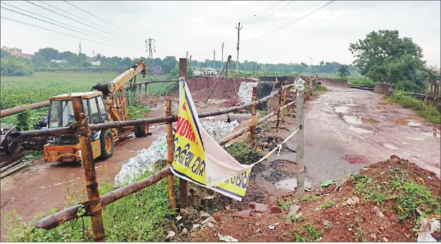 ଶିଳାନ୍ୟାସକୁ ବିତିଲା ୪ବର୍ଷ: ଅବଧି ବଢ଼ୁଛି, ସରୁନି ପୋଲ ନିର୍ମାଣ