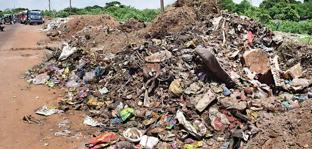 ଉତ୍କଟ ହେଲାଣି ଅଳିଆ ସ୍ଥିତି, ଅଧିକାଂଶ ୱାର୍ଡରେ ଅଳିଆ ଉଠୁନି