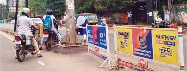 ଏସ୍‌ପ୍ଲାନେଡ୍‌ ଛକ କଟ୍‌‌ରେ ହେବ ସ୍ଥାୟୀ ବ୍ୟାରିକେଡ୍‌