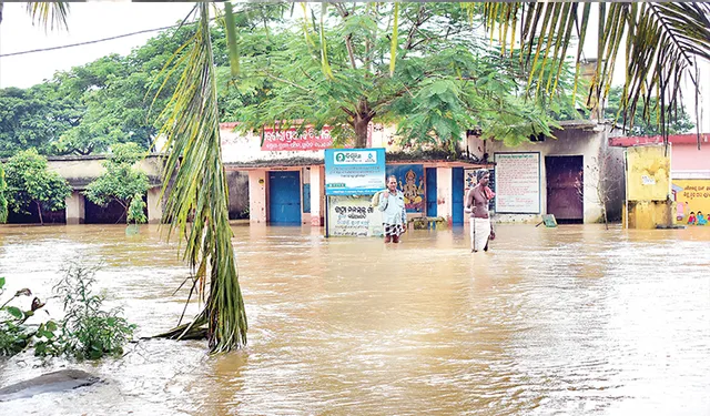 ବୁଡ଼ିଯାଇଛି ‘ବସୁଧା’, ମିଳୁନି ପିଇବା ପାଣି