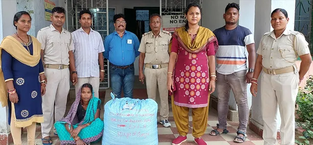 ୩୦ କିଲୋ ଗଞ୍ଜେଇ ଜବତ, ମହିଳା ଗିରଫ