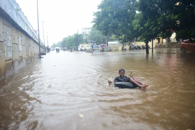 ବର୍ଷାପାଣିରେ ଉବୁଟୁବୁ ରାଜଧାନୀ