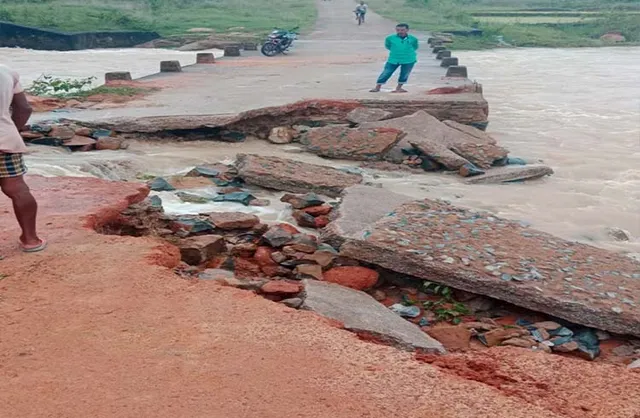 ପୋଲ ଭାଙ୍ଗିଲା, ନିଶାଗଡ଼ିଆ-ସୁନପଶି ଯୋଗାଯୋଗ ବିଚ୍ଛିନ୍ନ