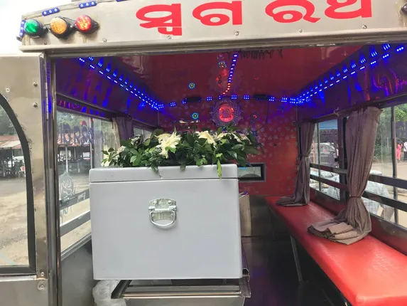 ଆବୁଧାବିରୁ ଫେରିଲା ଓଡ଼ିଆ ଯୁବକଙ୍କ ମରଶରୀର, ମୃତଦେହ ଆଣିବା ପାଇଁ ବୈଜୟନ୍ତଙ୍କ ହସ୍ତକ୍ଷେପ ଲୋଡ଼ିଥିଲେ ପରିବାର