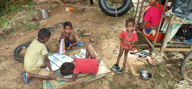 ଏଇ ଆମ ସଂସାର, ଟ୍ରଲି ପାଲଟିଛି ଘର। (ଫଟୋ: ମନୋଜ ବିଶ୍ବାଳ, ବାଲେଶ୍ବର)