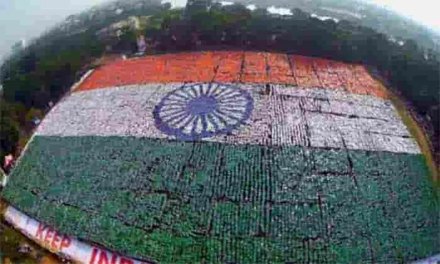 ୯ କିମି ଲମ୍ବ ଜାତୀୟ ପତାକା ଉଡ଼ାଇବେ ୫୦ ହଜାର ଲୋକ