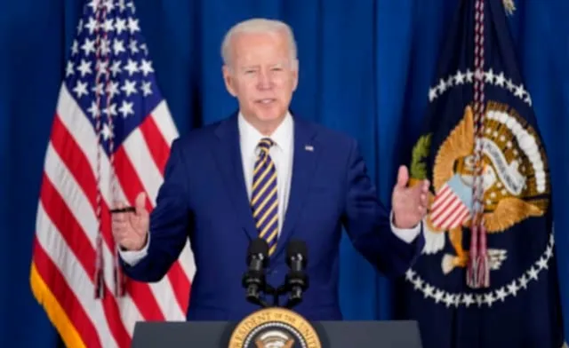 ଭାଷଣ ପରେ ମଞ୍ଚରୁ ଓହ୍ଲାଇବାକୁ ବାଟ ଭୁଲିଗଲେ ବାଇଡେନ