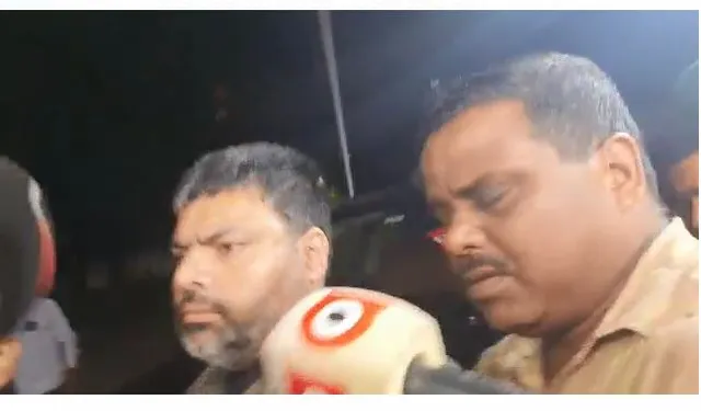 ସିବିଆଇ କାର୍ଯ୍ୟାଳୟରେ ଶିଳ୍ପପତି ମହିମା ମିଶ୍ରଙ୍କ ପୁଅ, ଆଜି ଘରେ ଓ ଅଫିସ୍‌ରେ ହୋଇଥିଲା ଚଢ଼ଉ