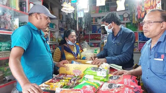 ଖୋର୍ଦ୍ଧାରେ ଖାଦ୍ୟ ସୁରକ୍ଷା ଟିମର ଚଢ଼ଉ, ୨୧ଟି ଦୋକାନରୁ ନମୁନା ସଂଗ୍ରହ