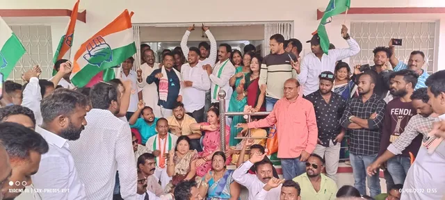 କୋରାପୁଟରେ ଦରଦାମ ବୃଦ୍ଧିର ତାତି, ଡିସିସି ସଭାପତି ମୀନାକ୍ଷୀଙ୍କ ସହ ୨୦ ଅଟକ