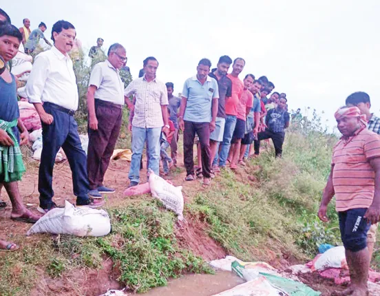 ଦେବୀ–କନ୍ଦଳ ନଦୀରେ ବନ୍ୟା : ୨୨ଟି ସ୍ଥାନରେ ଘଳିଆ