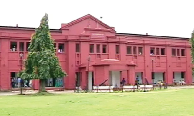 ରେଭେନ୍ସା ପିଜି ନାମଲେଖାରେ ହେରଫେର: ଥାନାରେ ଆଶାୟୀ ଛାତ୍ରୀଙ୍କ ଏତଲା