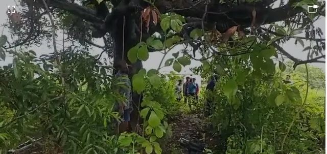 ଖଡ଼ିଆଳରେ ଚାଞ୍ଚଲ୍ୟ:  ମା ଓ ପୁଅଙ୍କ ଆତ୍ମହତ୍ୟା, କାରଣ ଅସ୍ପଷ୍ଟ