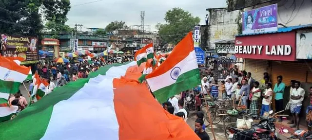 ବିକାଶ ଗ୍ରୁପ୍‌ ପକ୍ଷରୁ ତ୍ରିରଂଗା ଶୋଭାଯାତ୍ରା