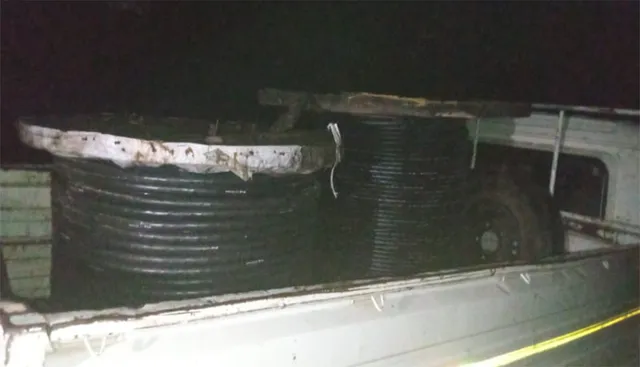 ଠିକାସଂସ୍ଥା ଏଆର୍‌ଏସ୍‌ଏସ୍‌ କମ୍ପାନି ବିରୋଧରେ ଜନଅସନ୍ତୋଷ: ଧୂଳିଆପଶିରେ ଉତ୍ତେଜନା, କେବୁଲ ବୋଝେଇ ଭ୍ୟାନ ଅଟକ