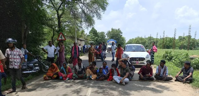 ସେବାଶ୍ରମ ଛାତ୍ରୀ ମୃତ୍ୟୁ ଘଟଣା: ଖଡ଼ିଆଳ-ସିନାପାଲି ରାସ୍ତା ଅବରୋଧ