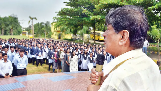 ଛାତ୍ରଛାତ୍ରୀ ପରିବେଶ ସୁରକ୍ଷା ପାଇଁ ସଂକଳ୍ପ ନିଅନ୍ତୁ: ସୌମ୍ୟ