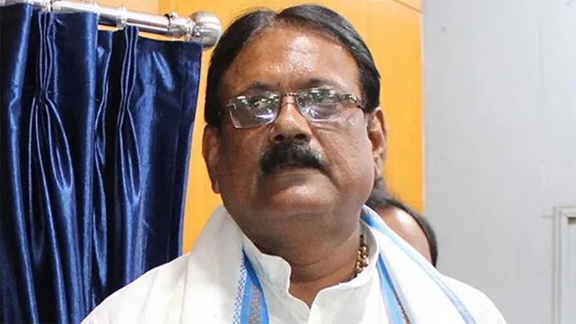 ମମତାଙ୍କୁ ଆଲ୍ଲାଙ୍କ ସହ ତୁଳନା କରି ବିବାଦରେ ଟିଏମ୍‌ସି ବିଧାୟକ