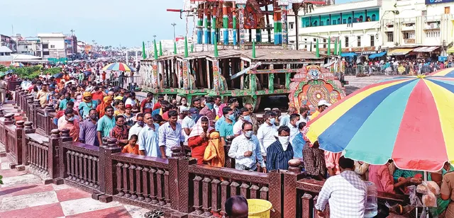 ପ୍ରଚଣ୍ଡ ଖରାରେ ଭକ୍ତ କଲବଲ, ସେଡ୍‌ କାମ ଶୀଘ୍ର ସାରିବାକୁ ନିବେଦନ