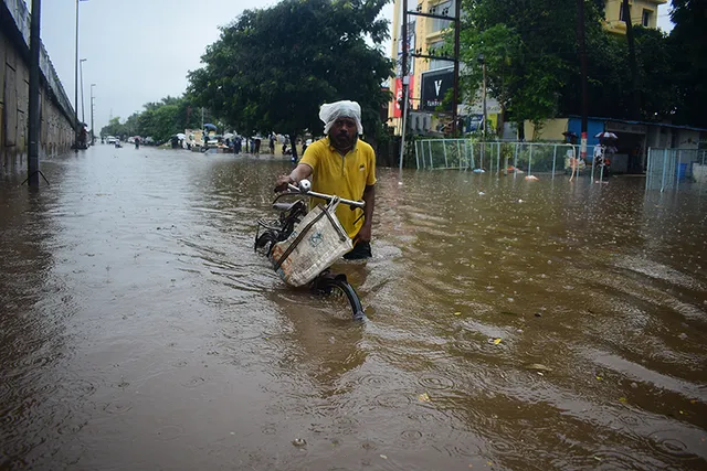 ପ୍ରବଳରୁ ଅତିପ୍ରବଳ ବର୍ଷା: କଟକ-ଭୁବନେଶ୍ବର‌ରେ ସହରୀ ବନ୍ୟାର ଆଶଙ୍କା