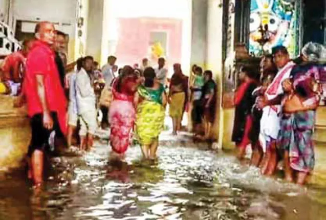 ବର୍ଷାରେ ଶ୍ରୀମନ୍ଦିର ଗୁମୁଟରେ ଜମିଲା ପାଣି