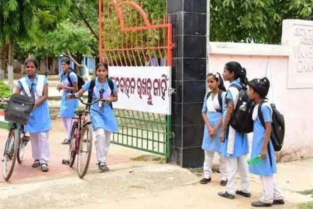 ଜିଲ୍ଲା ଓ ବ୍ଲକ ଶିକ୍ଷା ଅଧିକାରୀଙ୍କୁ ନିର୍ଦ୍ଦେଶ: ବର୍ଷକ ପାଇଁ ଯୋଜନା କର