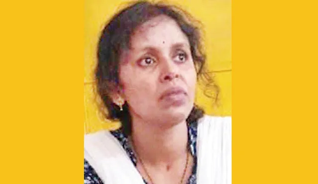 ସାଢ଼େ ୩ ବର୍ଷ ଶିଶୁର ମୃତ୍ୟୁକାଳୀନ ସହାୟତା ପାଇଁ ଲାଞ୍ଚ: ଭିଜିଲାନ୍ସ ହାତରେ ଗିରଫ ହେଲେ ରାଜସ୍ବ ନିରୀକ୍ଷିକା