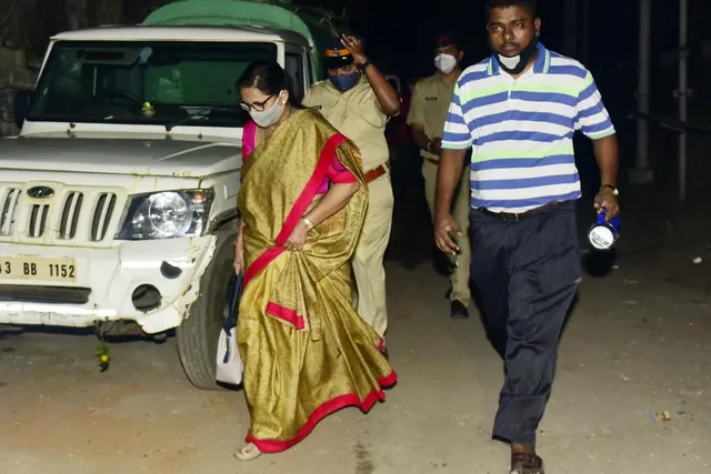 ଜେରା ପାଇଁ ପ୍ରବର୍ତ୍ତନ ନିର୍ଦେଶାଳୟ କାର୍ଯ୍ୟାଳୟରେ ହାଜର ହେଲେ ସଞ୍ଜୟ ରାଉତଙ୍କ ପତ୍ନୀ