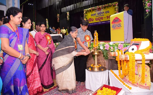 ଓଡ଼ିଆକୁ ଭଲ ପାଇବାର ଅଭ୍ୟାସ ଘରୁ ଆରମ୍ଭ ହେଉ: ସୌମ୍ୟ