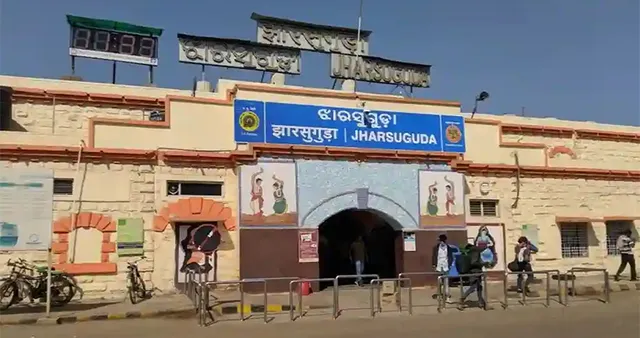 ରେଳ ଷ୍ଟେସନ୍‌ରୁ ଶିଶୁକନ୍ୟା ଉଦ୍ଧାର