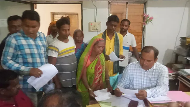 ହରିଶ୍ଚନ୍ଦ୍ର ଯୋଜନାରେ କେଳେଙ୍କାରୀ: ହିତାଧିକାରୀ ତାଲିକାରେ ନାଁ, ମିଳିନି ଟଙ୍କା