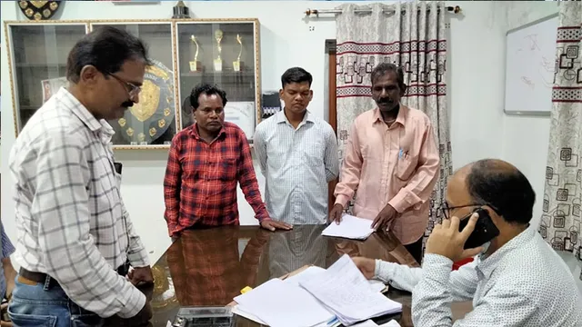 ପଞ୍ଚାୟତ ଗୃହ ନିର୍ମାଣ କାର୍ଯ୍ୟ ସ୍ଥଗିତ ରଖିବାକୁ ଦାବି