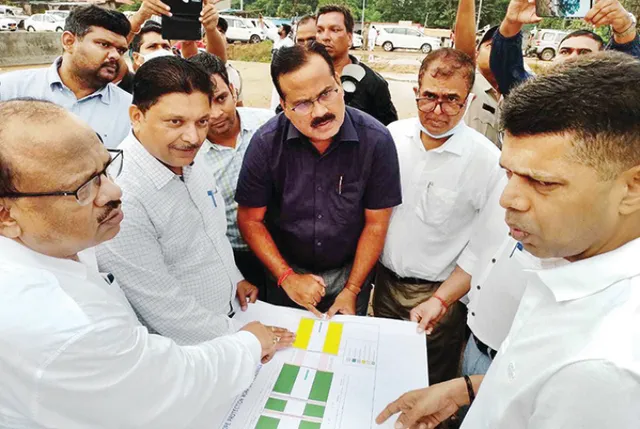 କଟକରେ  ରୂପାନ୍ତରଣ କାମର ସମୀକ୍ଷା କଲେ ୫-ଟି ସଚିବ