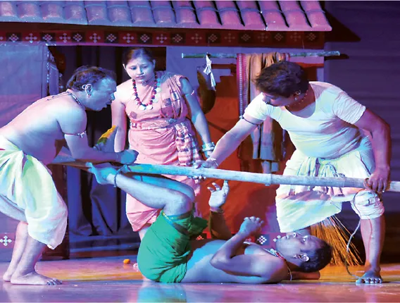 ଆଦିବାସୀ ପରମ୍ପରାର କାହାଣୀ କହିଲା ‘କୁଆଁରୀ’