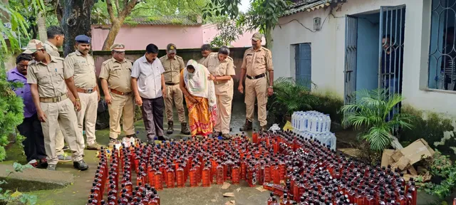 ରାଉରକେଲାରେ ମାଫିଆ ସକ୍ରିୟ: ୭ ଲକ୍ଷ ଟଙ୍କାର ନକଲି ମଦ ଜବତ, ମହିଳା ଅଟକ