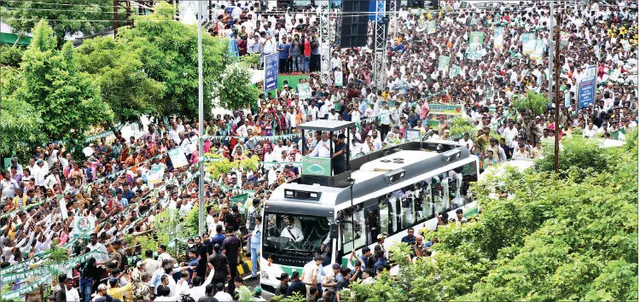 ନବୀନଙ୍କୁ ସ୍ବାଗତ ବେଳେ...ବିଧାୟକ ଦେଖାଇଲେ ଦମ୍, ଟ୍ରାଫିକ ଅବ୍ୟବସ୍ଥା ପାଇଁ ବର୍ଷିଲା ବିଜେପି